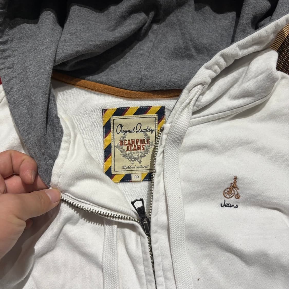 빈폴 빈티지 화이트 후드집업 상품이미지3