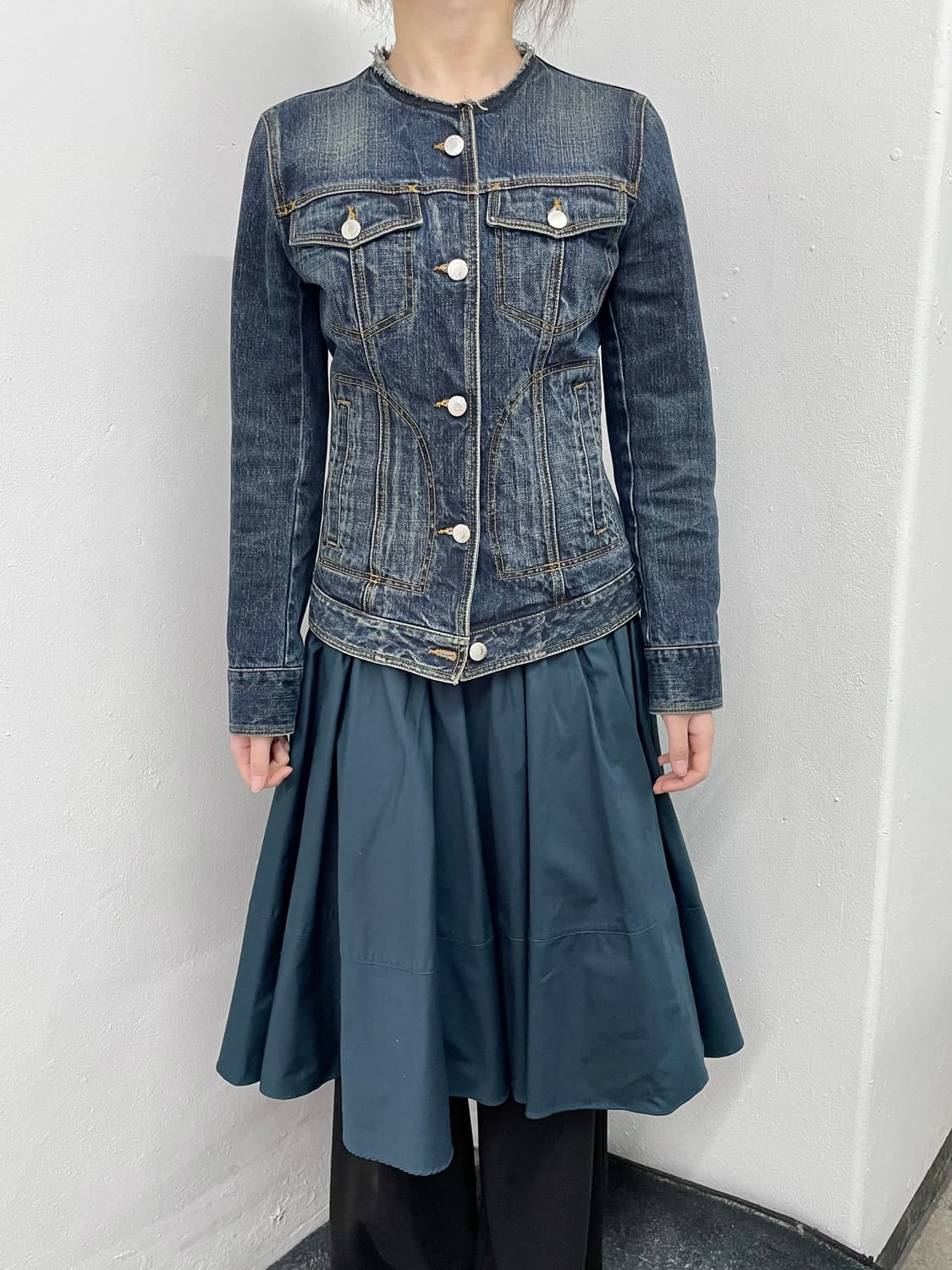 블루 셔링 플레어 스커트 상품이미지4