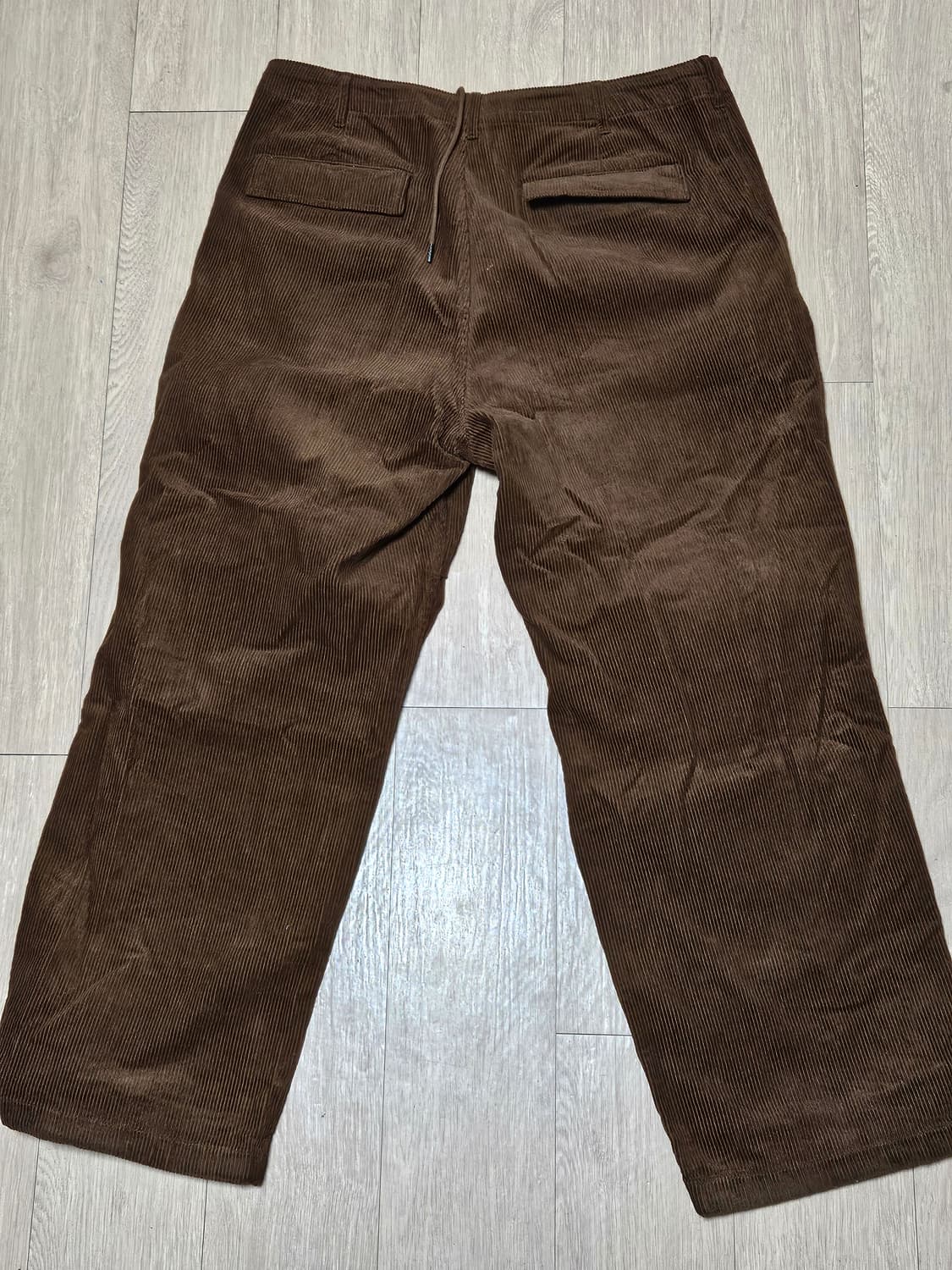 무신사 스탠다드 코듀로이 파라슈트 팬츠 브라운 36 상품이미지5