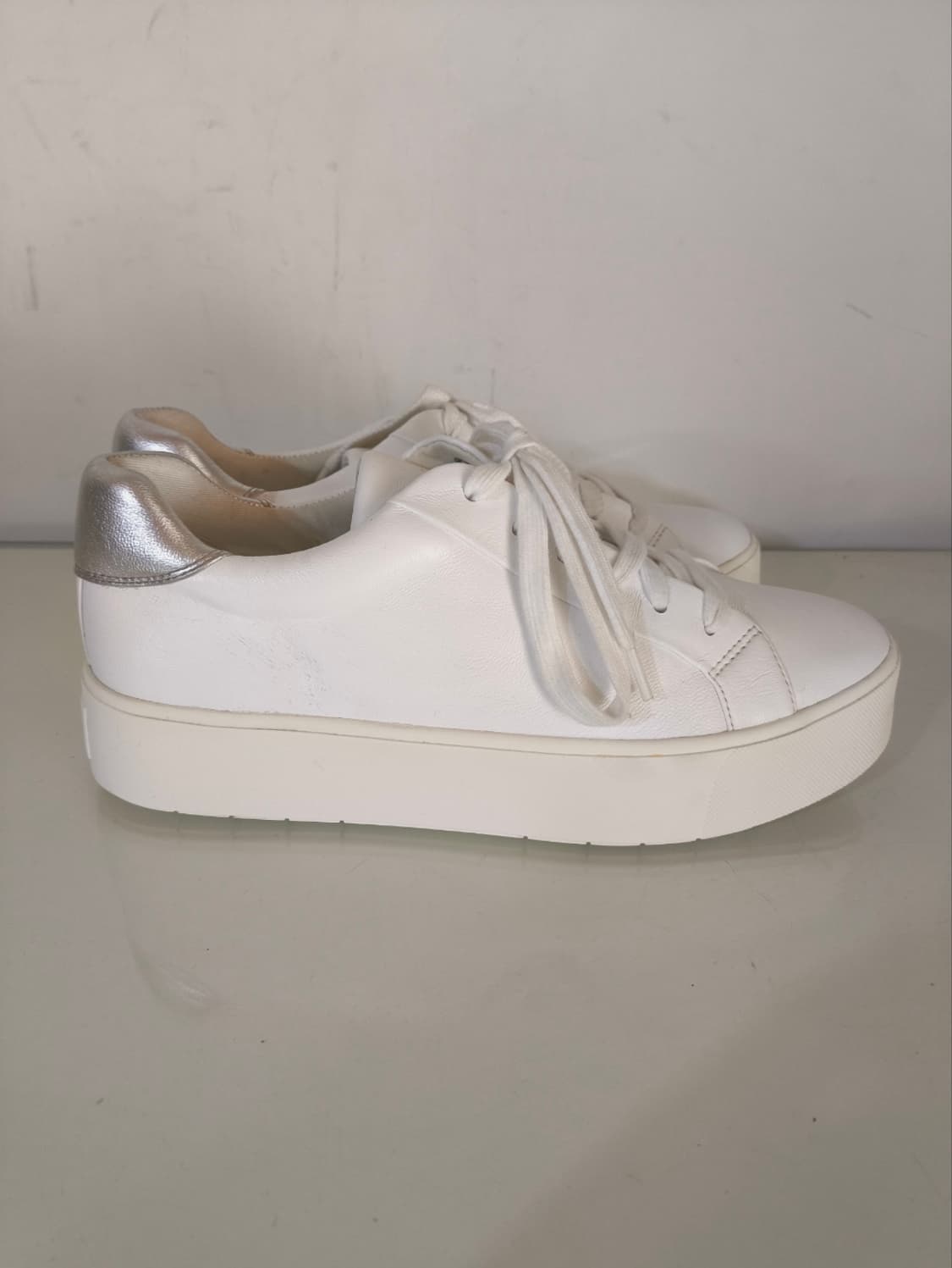 us7 250mm 빈스 이태리 가죽 스니커즈  상품이미지2