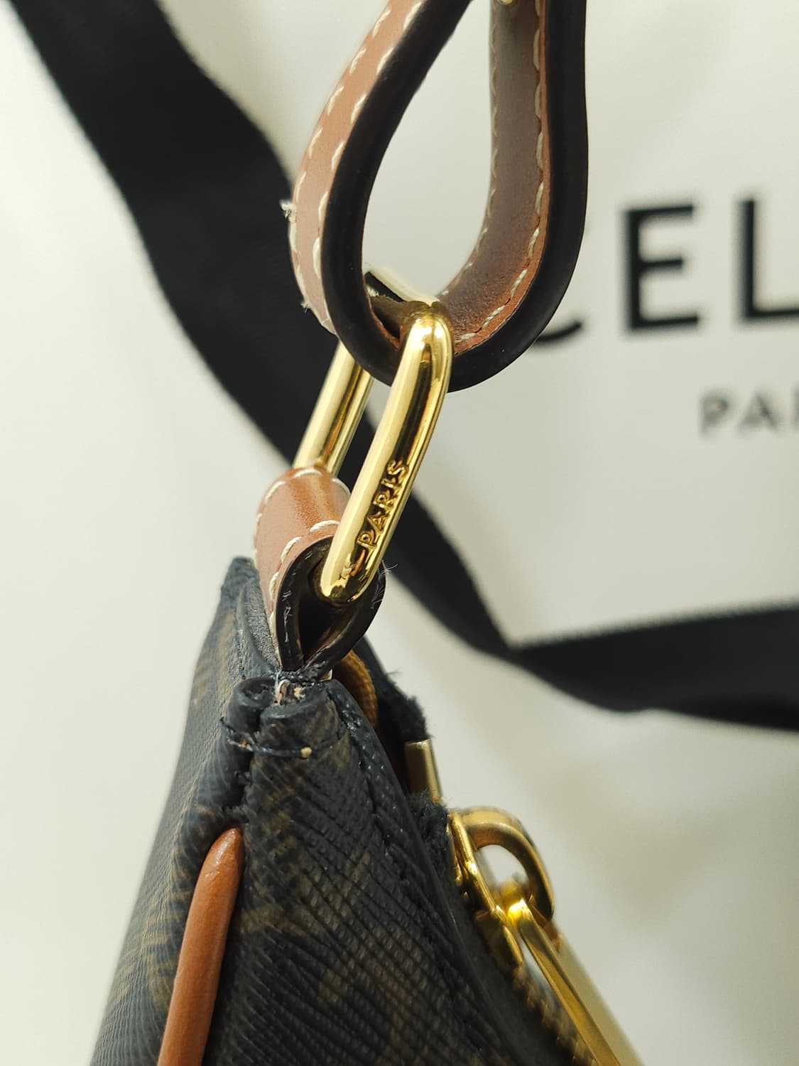 [정품] 셀린느 미디엄 트리옹프 아바백 캔버스 상품이미지10