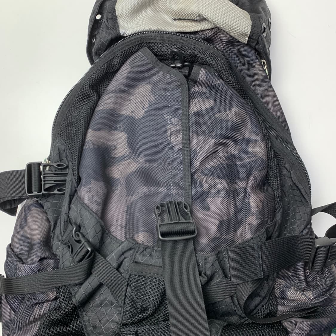 [OS/정품] 오클리 테크니컬 백팩 카모플라쥬 상품이미지6