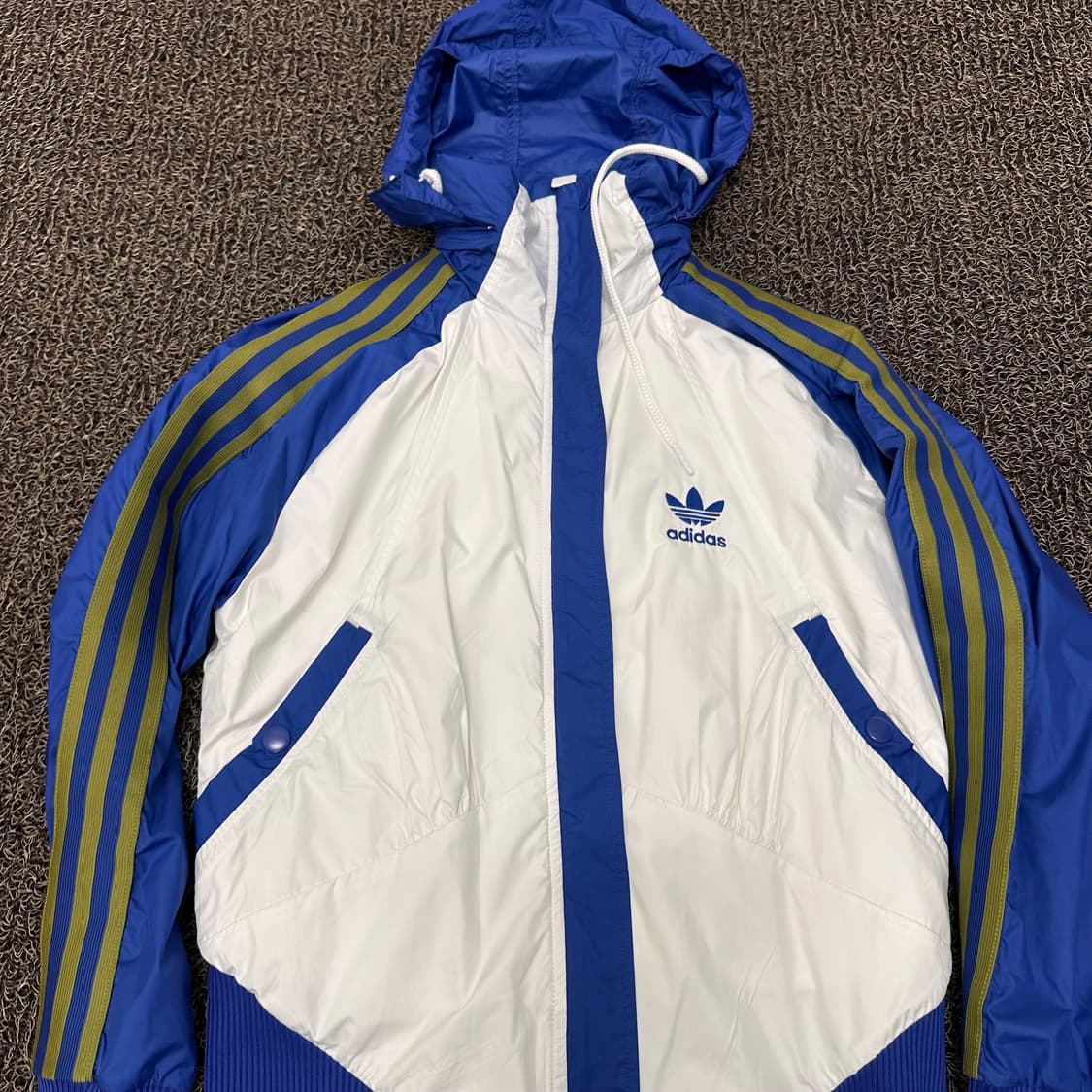 아디다스 여성 파이어버드 유로파 바람막이 자켓 90(S) 상품이미지2
