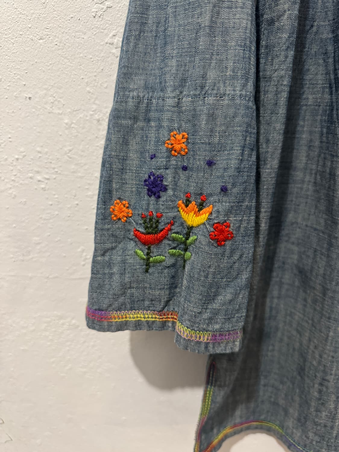 리바이스 플라워 자수 블라우스 상품이미지3