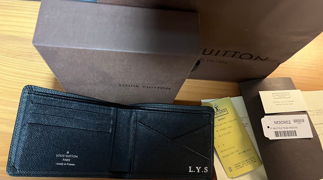 루이비통 타이카 반지갑 상품이미지2