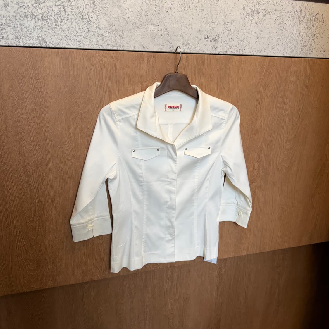 맥그리거 셔츠 블라우스 7부 소매 히든 버튼업 디테일 슬림핏 화이트 상품이미지3