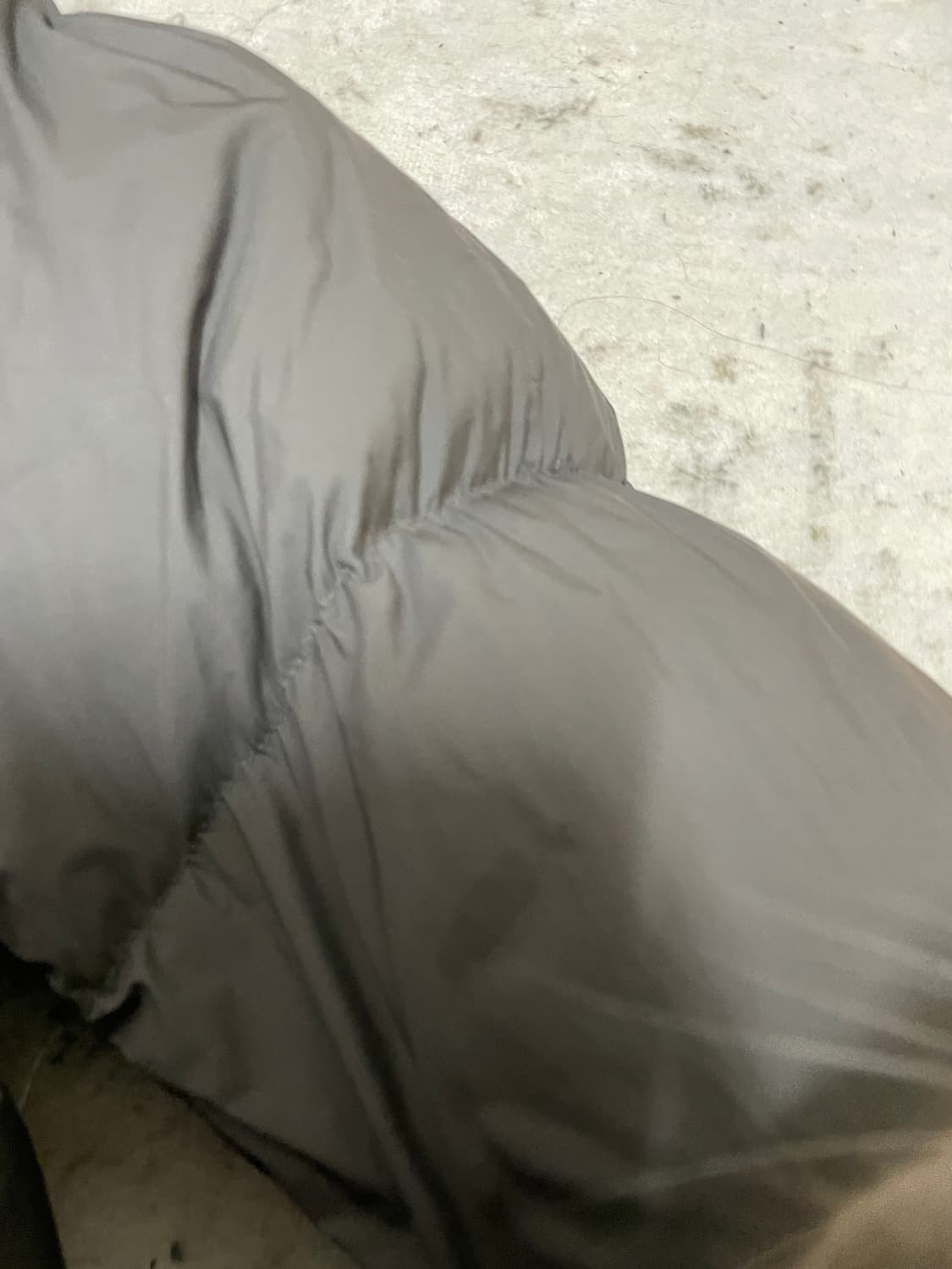 유니클로 파우더 소프트 패딩 차콜 L 상품이미지4