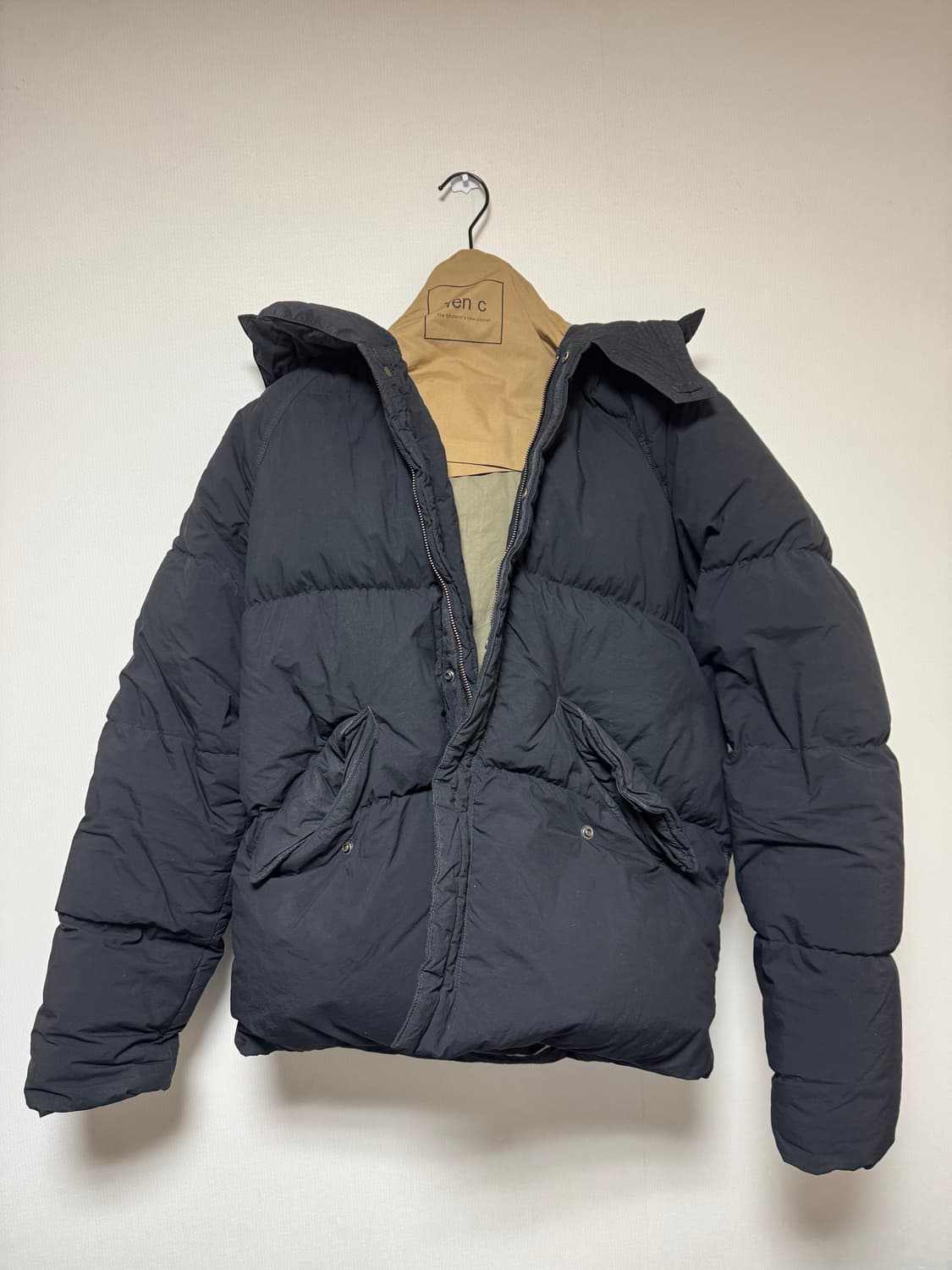 텐씨 아틱 패딩 블랙 50사이즈 상품이미지2