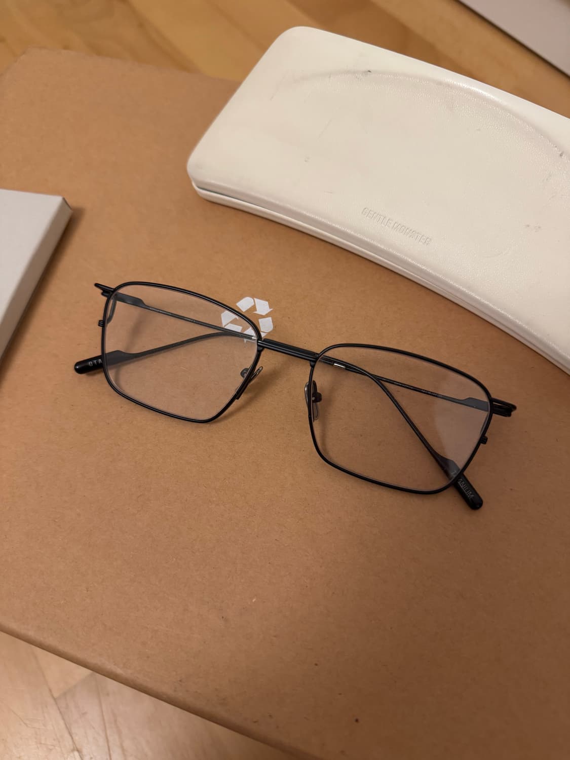 젠틀몬스터 오타스 블랙 OTAS-M01 상품이미지7