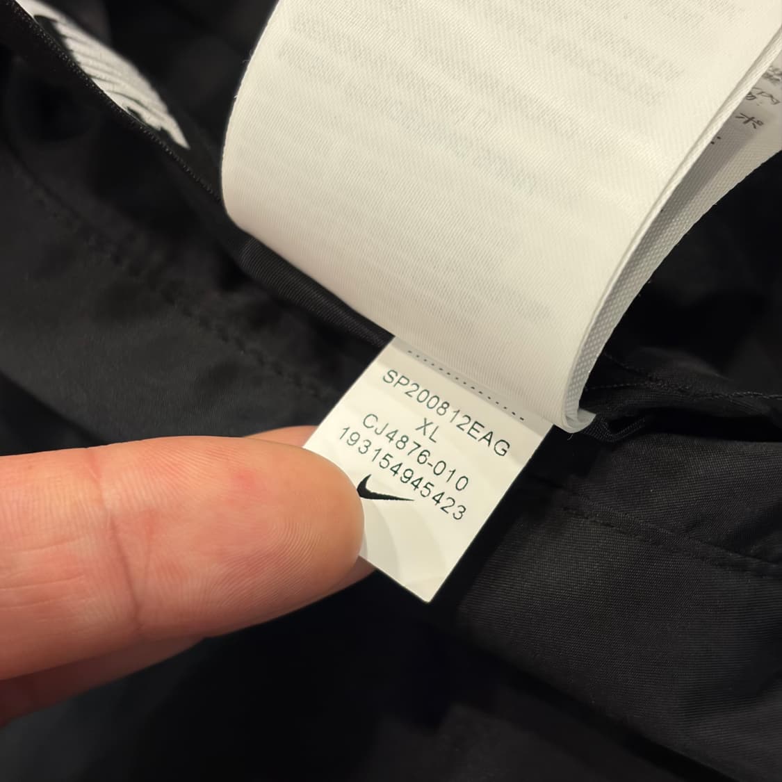 [XL] 나이키 리버시블 스우시 퀼팅 봄버 자켓 그레이 블랙 B556 상품이미지9