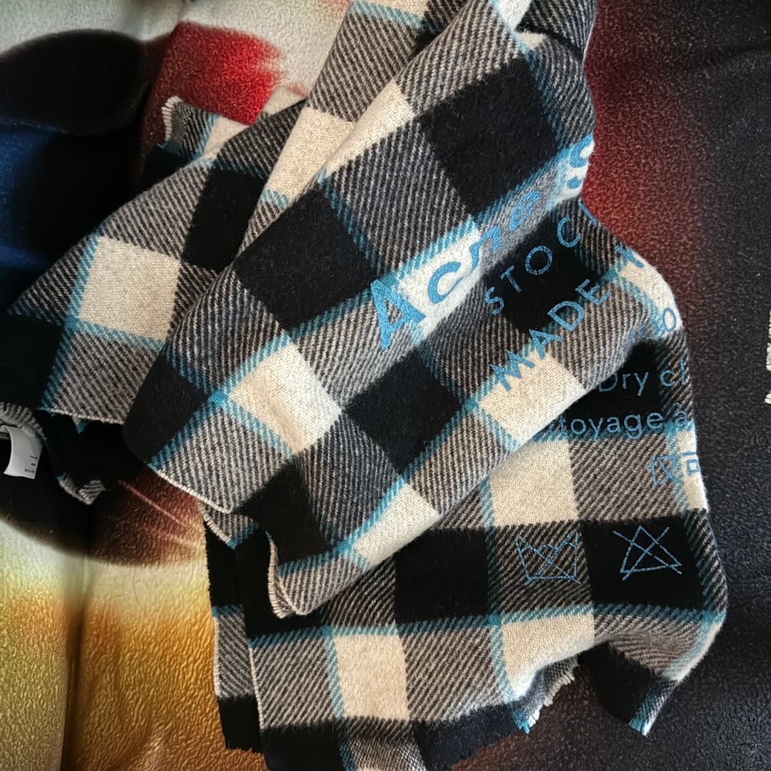 아크네 머플러 상품이미지2