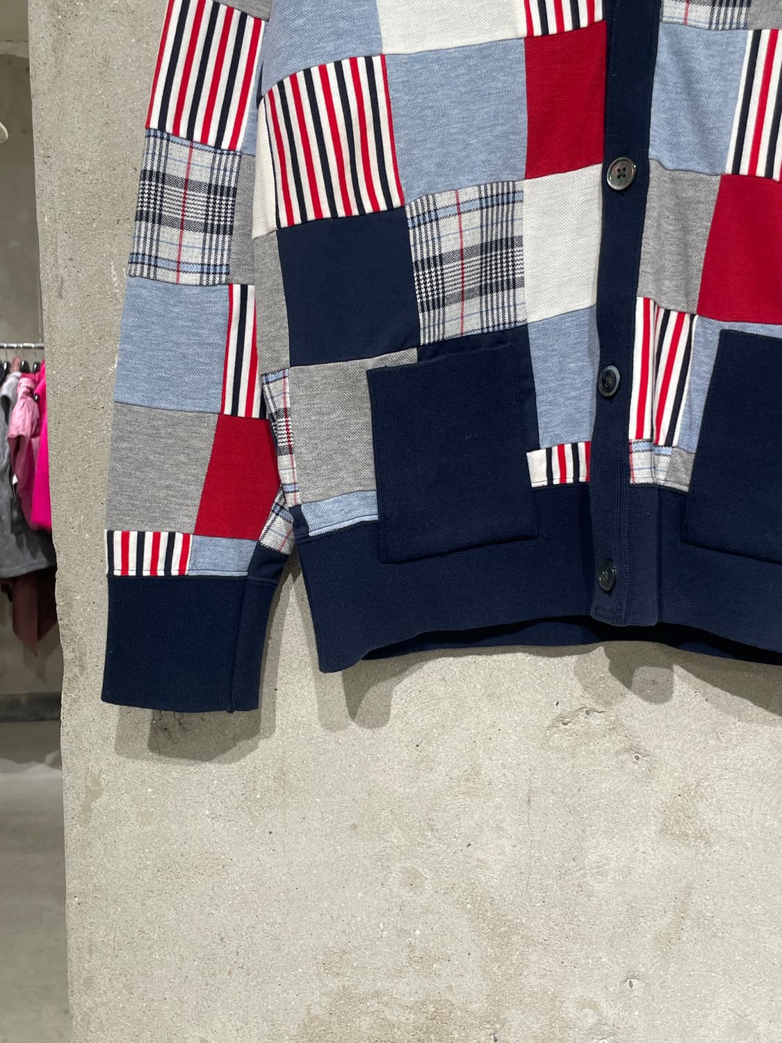 톰브라운 믹스 패치워크 버튼 가디건 상품이미지4