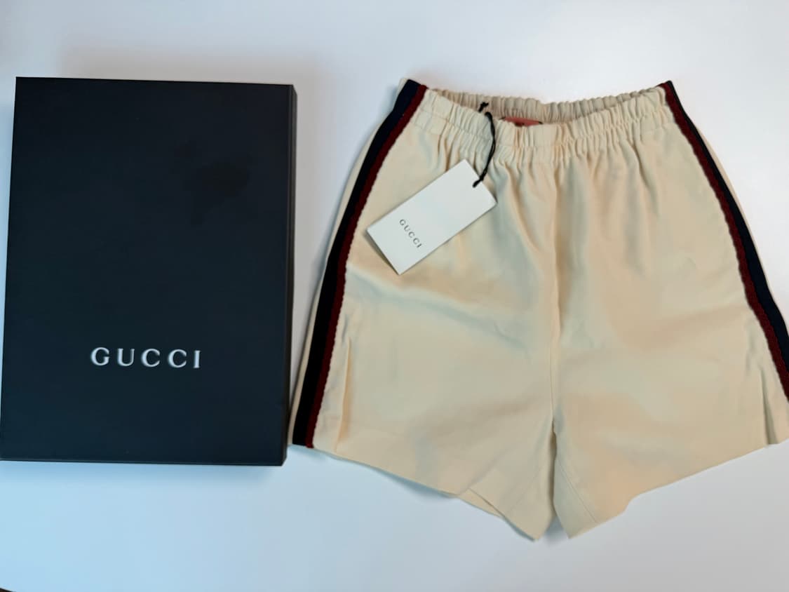 정품 구찌 사이드라인 크림색 쇼츠 상품이미지5
