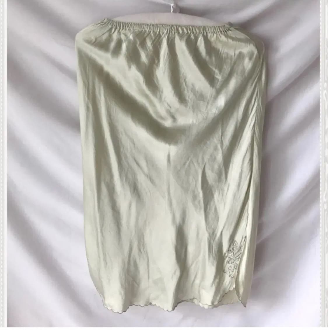 이알로이지 스커트 상품이미지1