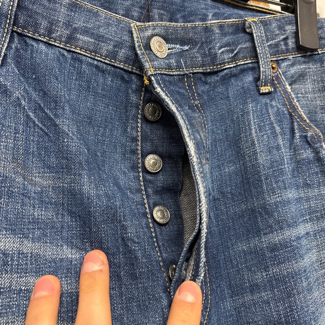 00s 리바이스501 버튼 플라이 빈티지 데미지 스트레이트 데님팬츠N84 상품이미지6