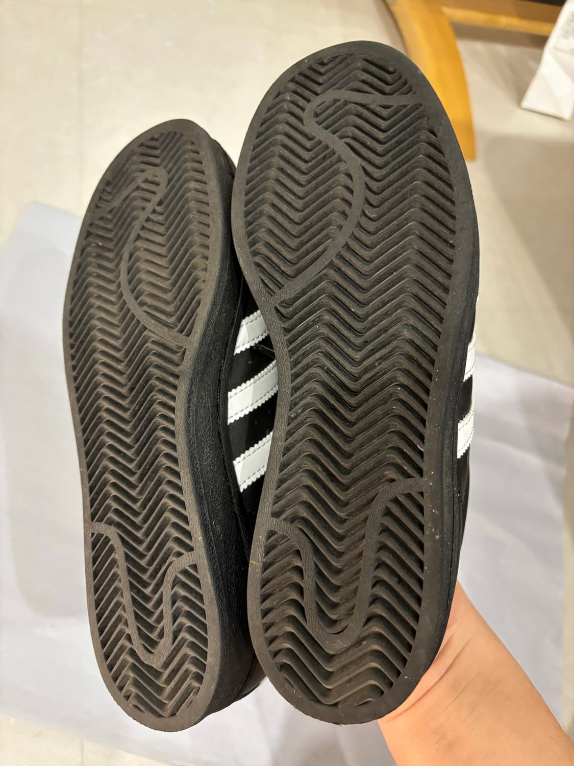 아디다스 슈퍼스타 검흰 240 상품이미지7