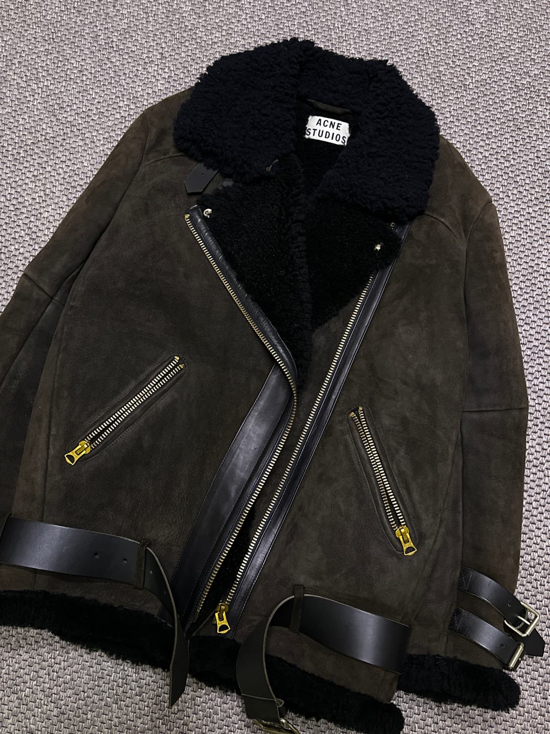 아크네 스튜디오 벨로시티 무스탕 34 상품이미지5