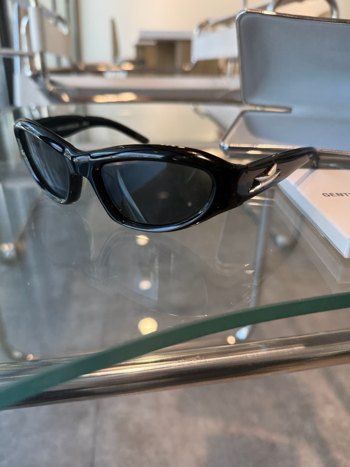 젠몬 bold 01 컬렉션 R.E.A.T 블랙. 상품이미지2