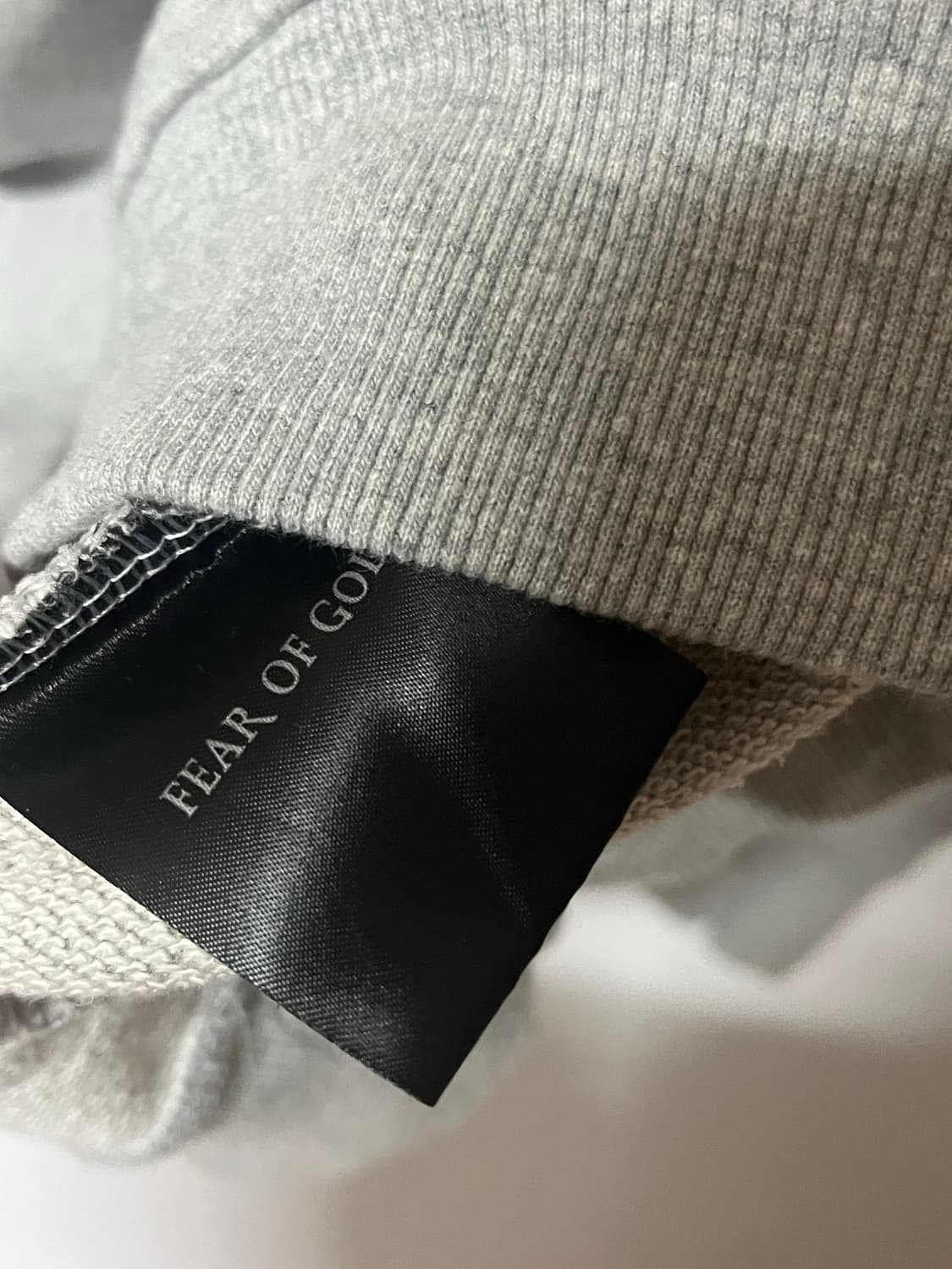 피어오브갓 fearofgod 맨투맨 상품이미지5