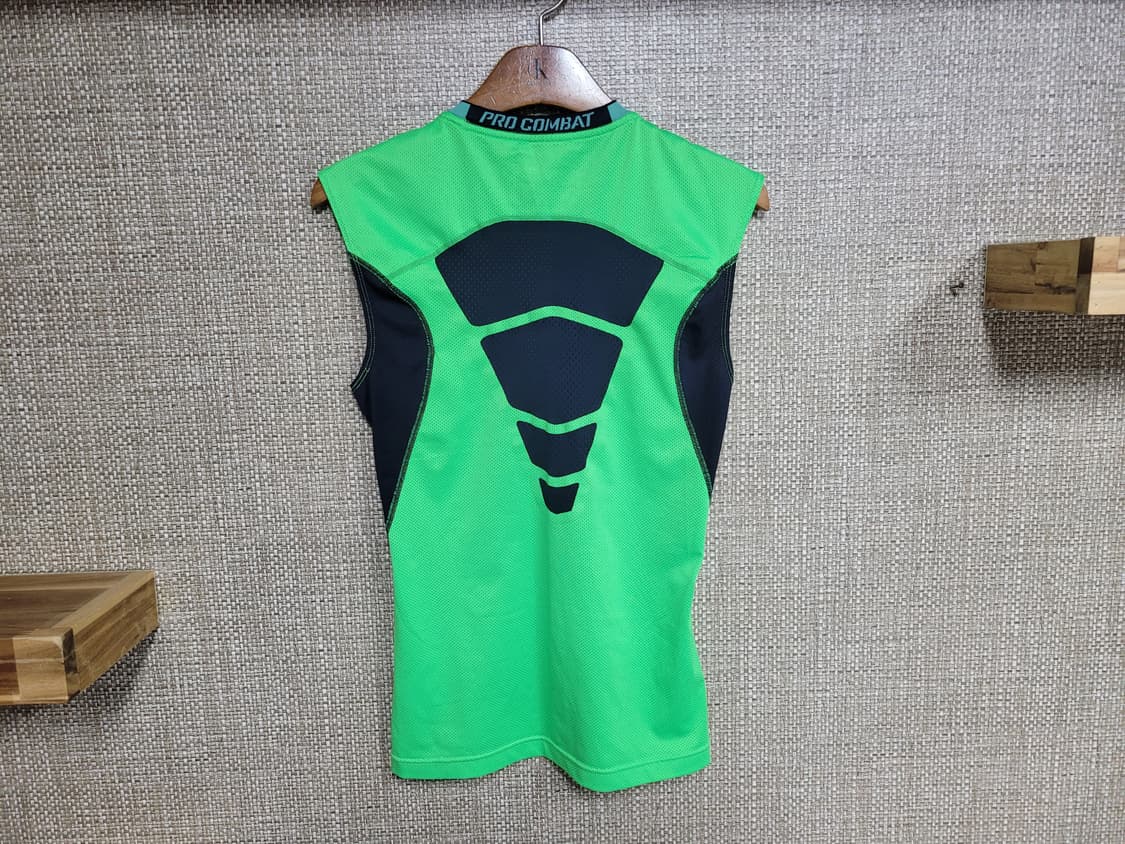 L사이즈 나이키 프로 기능성 나시티 컴프레션 헬스 운동  상품이미지3