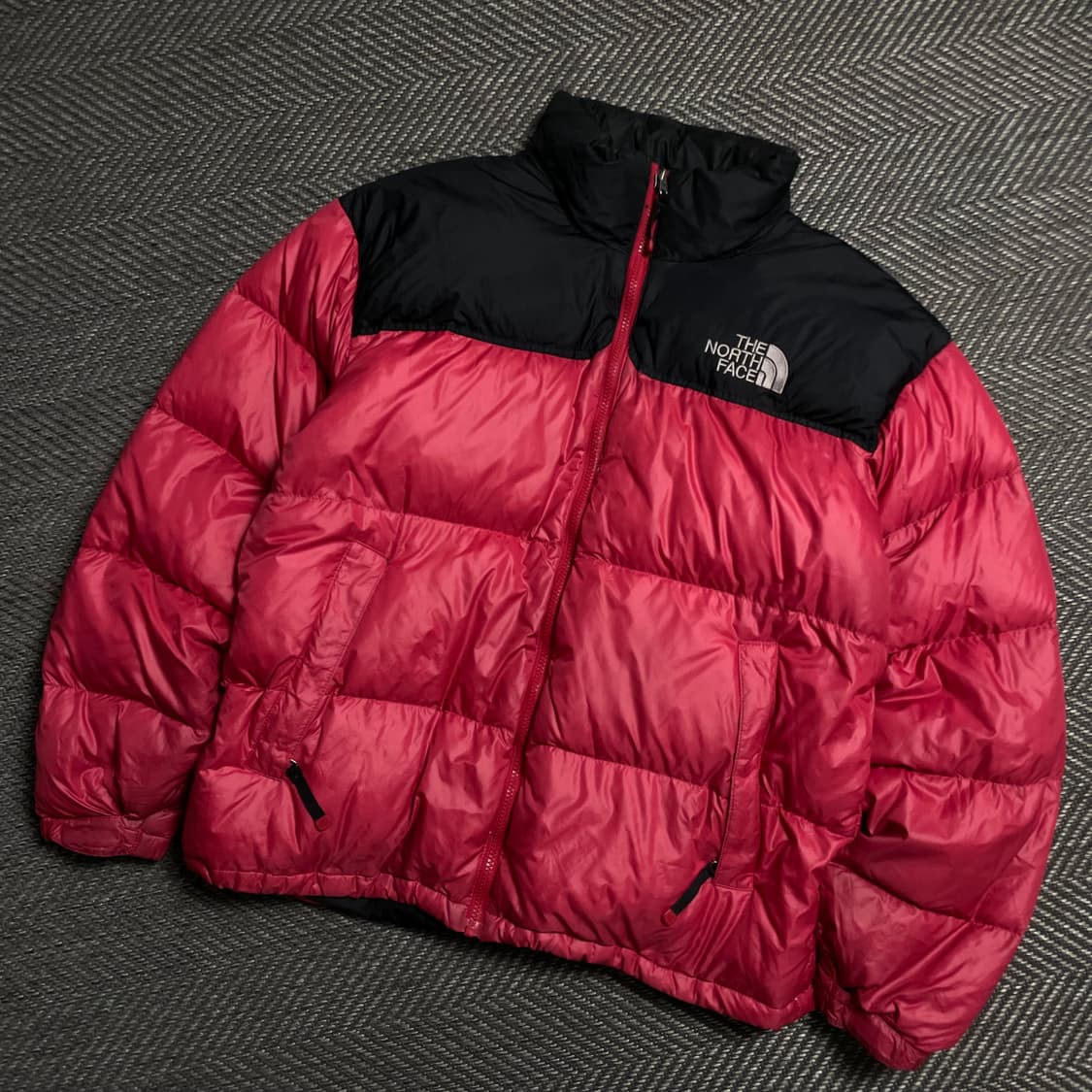 노스페이스 og 눕시 700 구스다운 푸퍼 패딩 레드 y 5072 상품이미지1