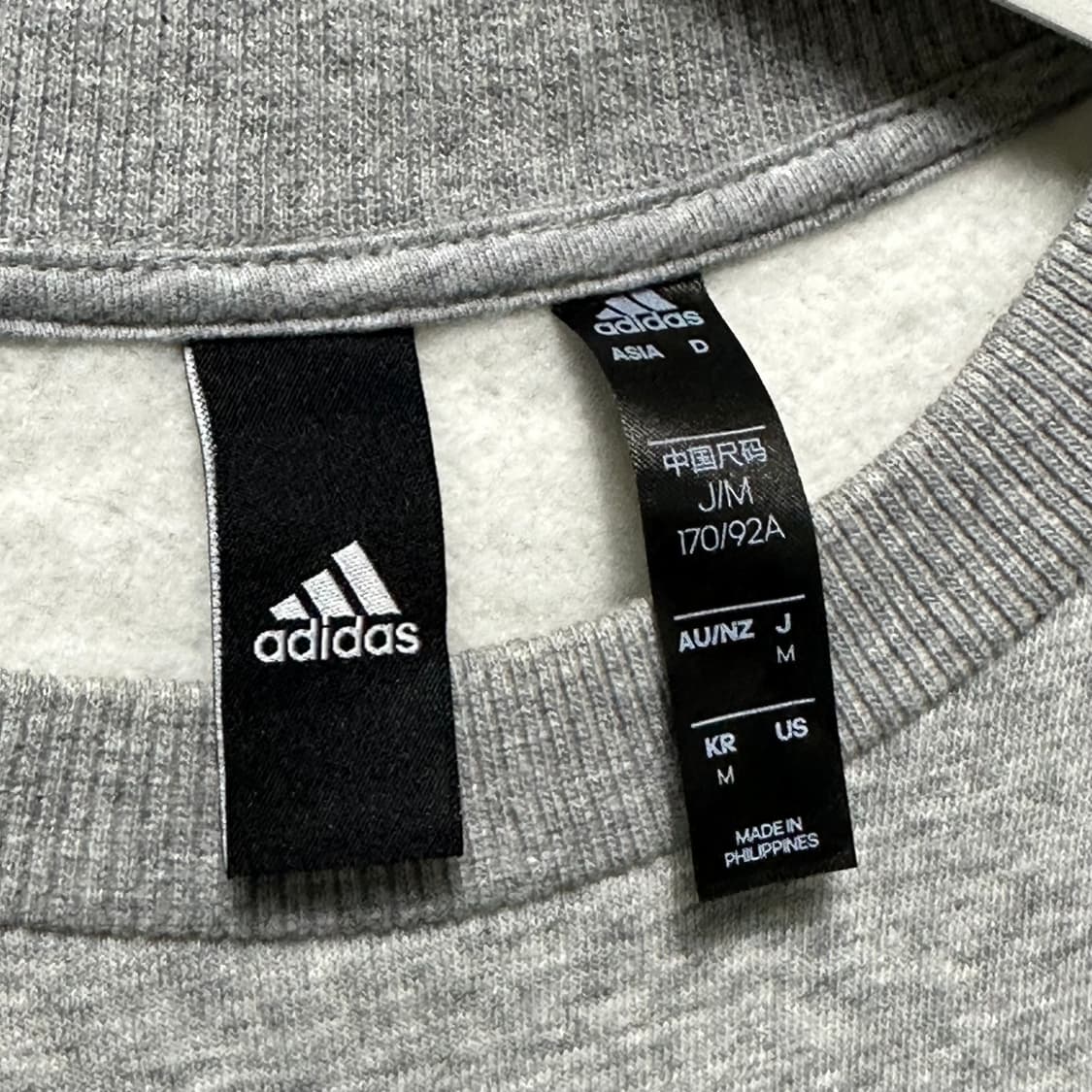아디다스 백프린팅 디자인 맨투맨 상품이미지5