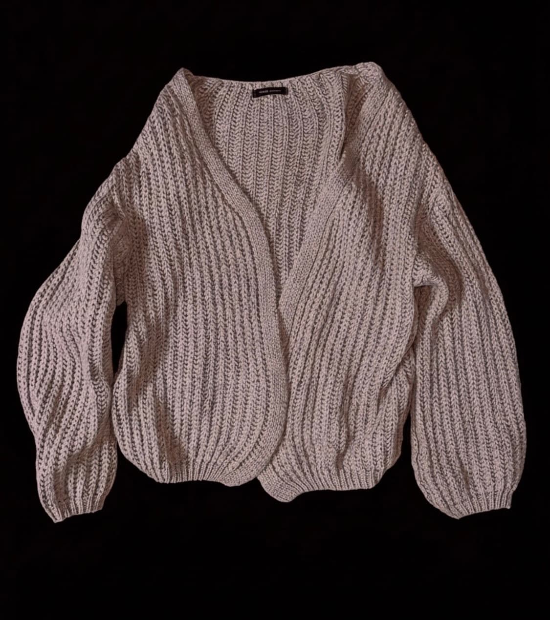 오버핏 베이지 니트 가디건 상품이미지1