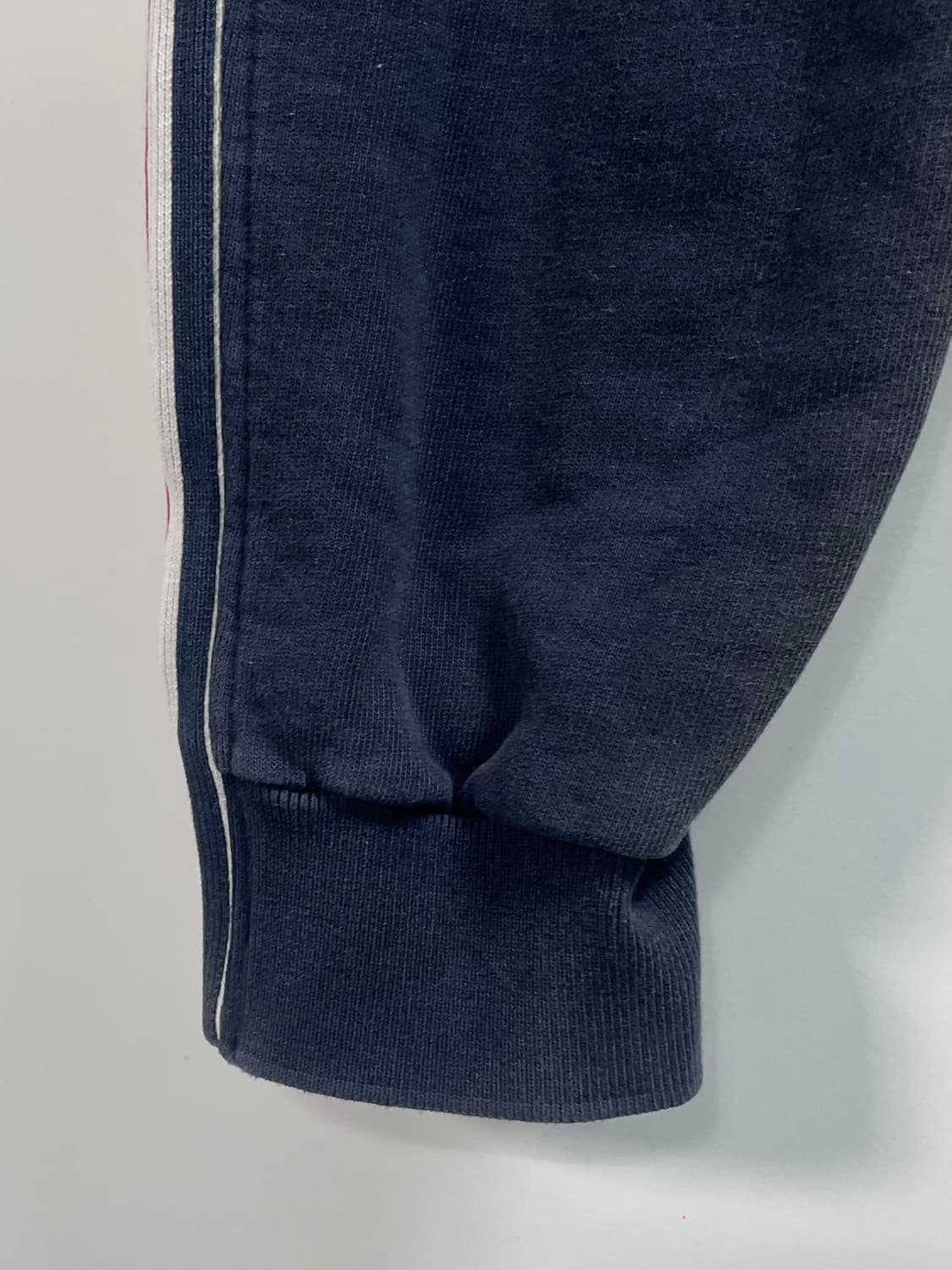 톰브라운 삼선 트레이닝 조거팬츠 (onp.32)   상품이미지9