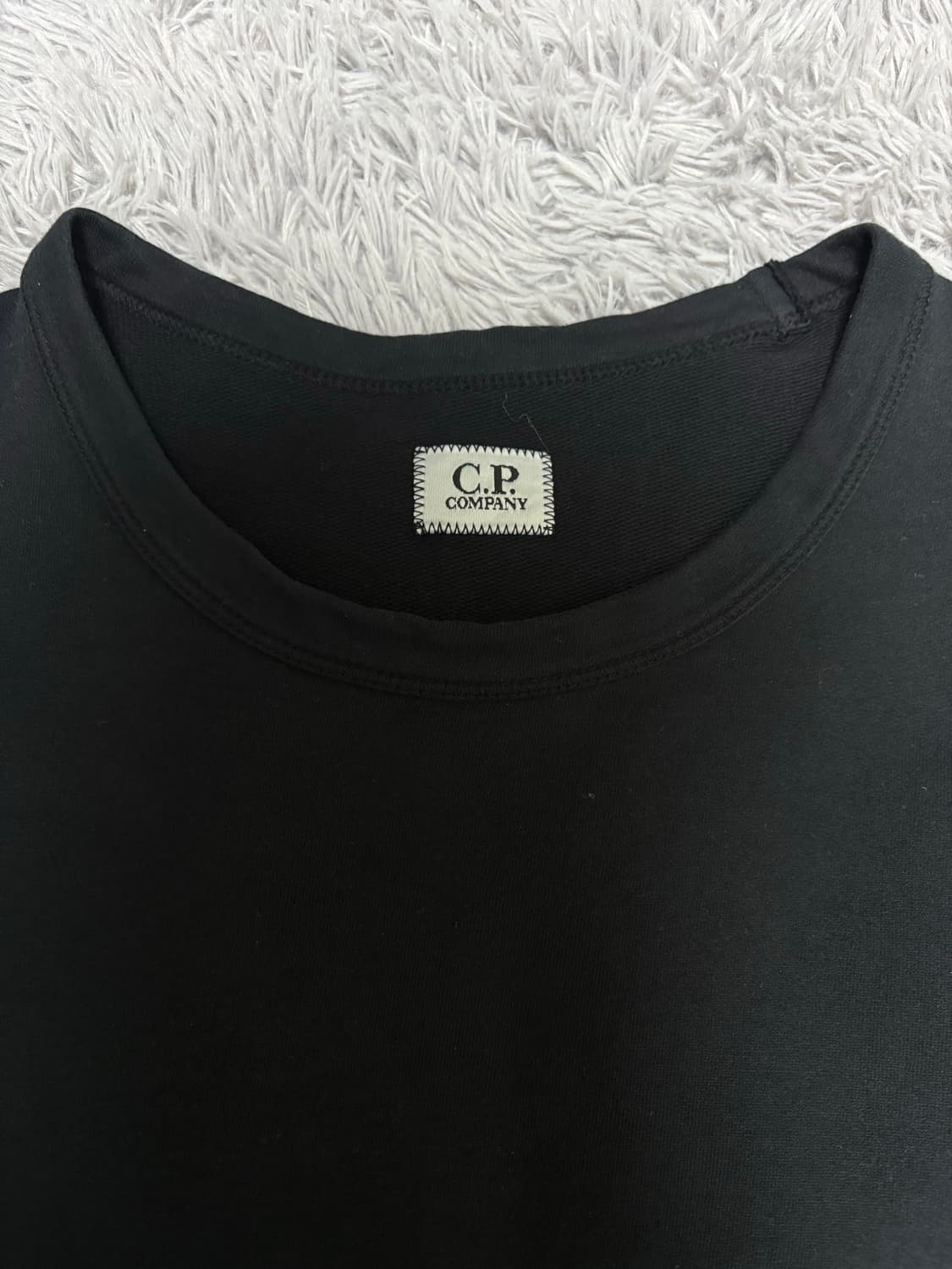 CP컴퍼니 렌즈 와펜 맨투맨 상품이미지3