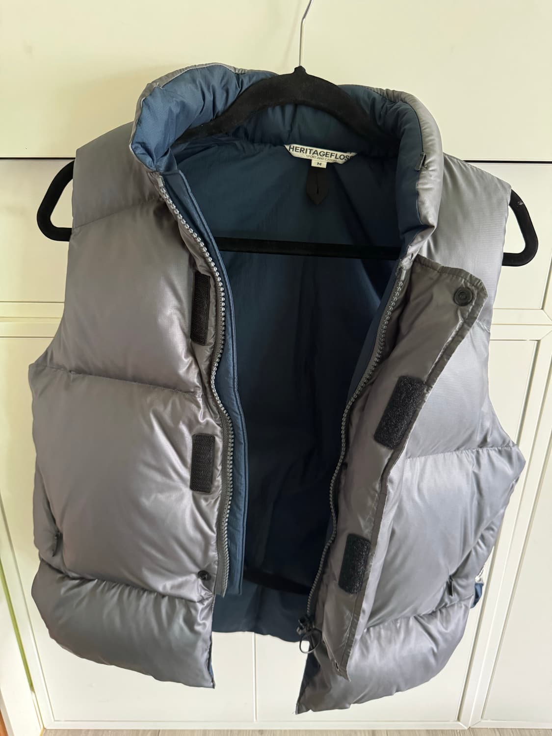 헤리티지플로스 패딩조끼 차콜 상품이미지3