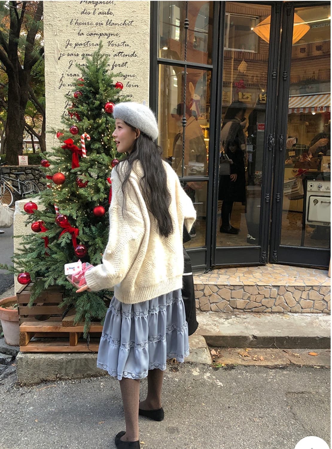 프롬비기닝 새틴 레이스 스커트 빈티지블루 상품이미지3