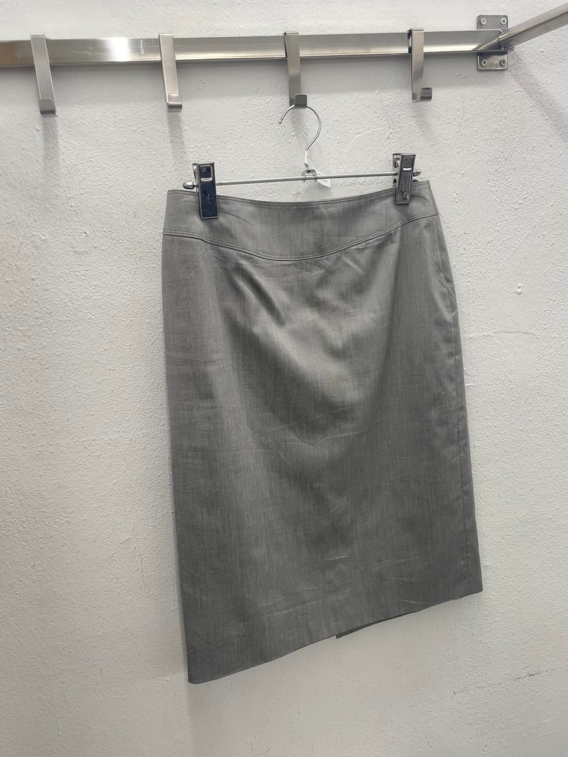 버버리 미니멀 미디 스커트  상품이미지1