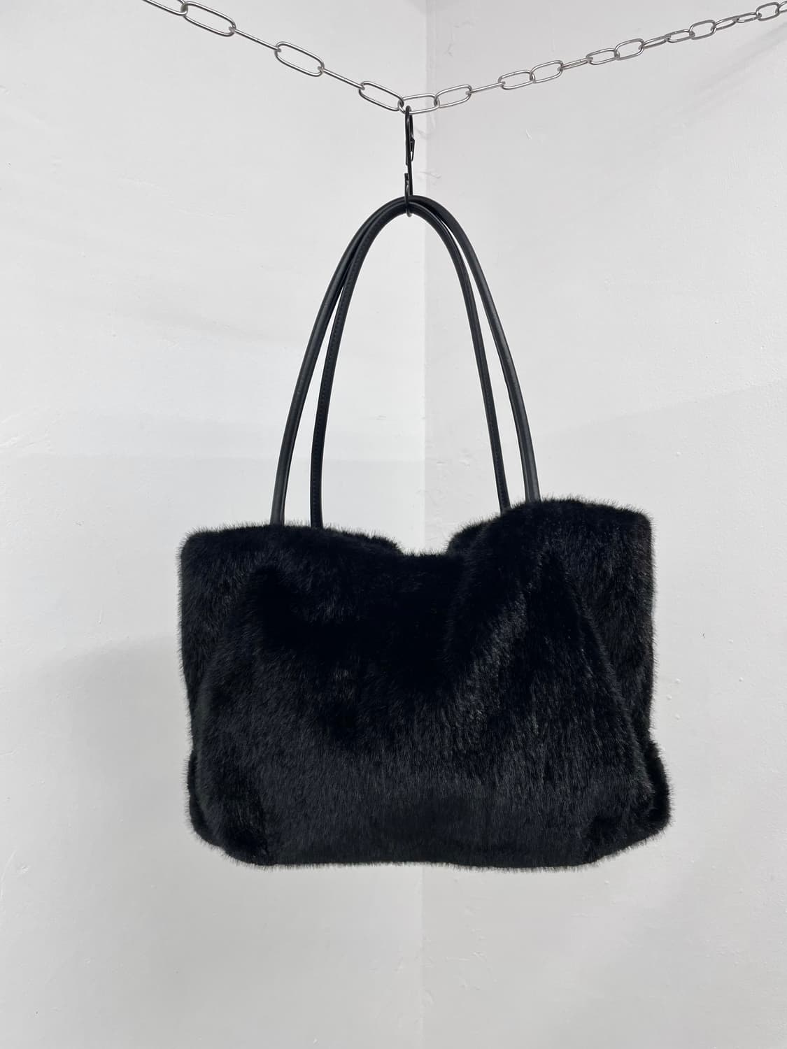 블랙 퍼 쇼퍼백 🖤 상품이미지7