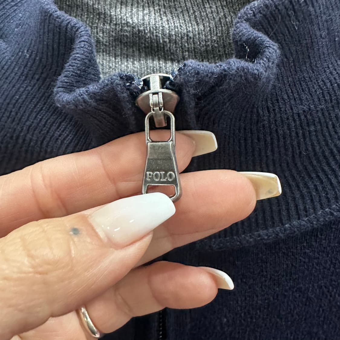 폴로 네이비 피마코튼 하프집업 니트M 상품이미지2