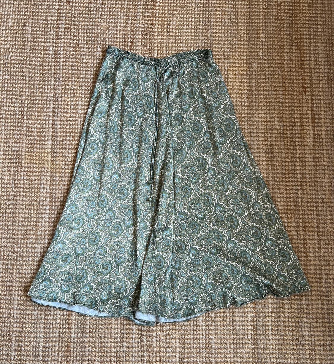 자라 여성 카키 에스닉패턴 롱스커트 실키스커트 상품이미지3