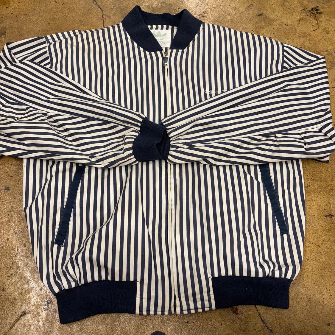 아디다스 네이비 스트라이프 자켓 105 상품이미지2