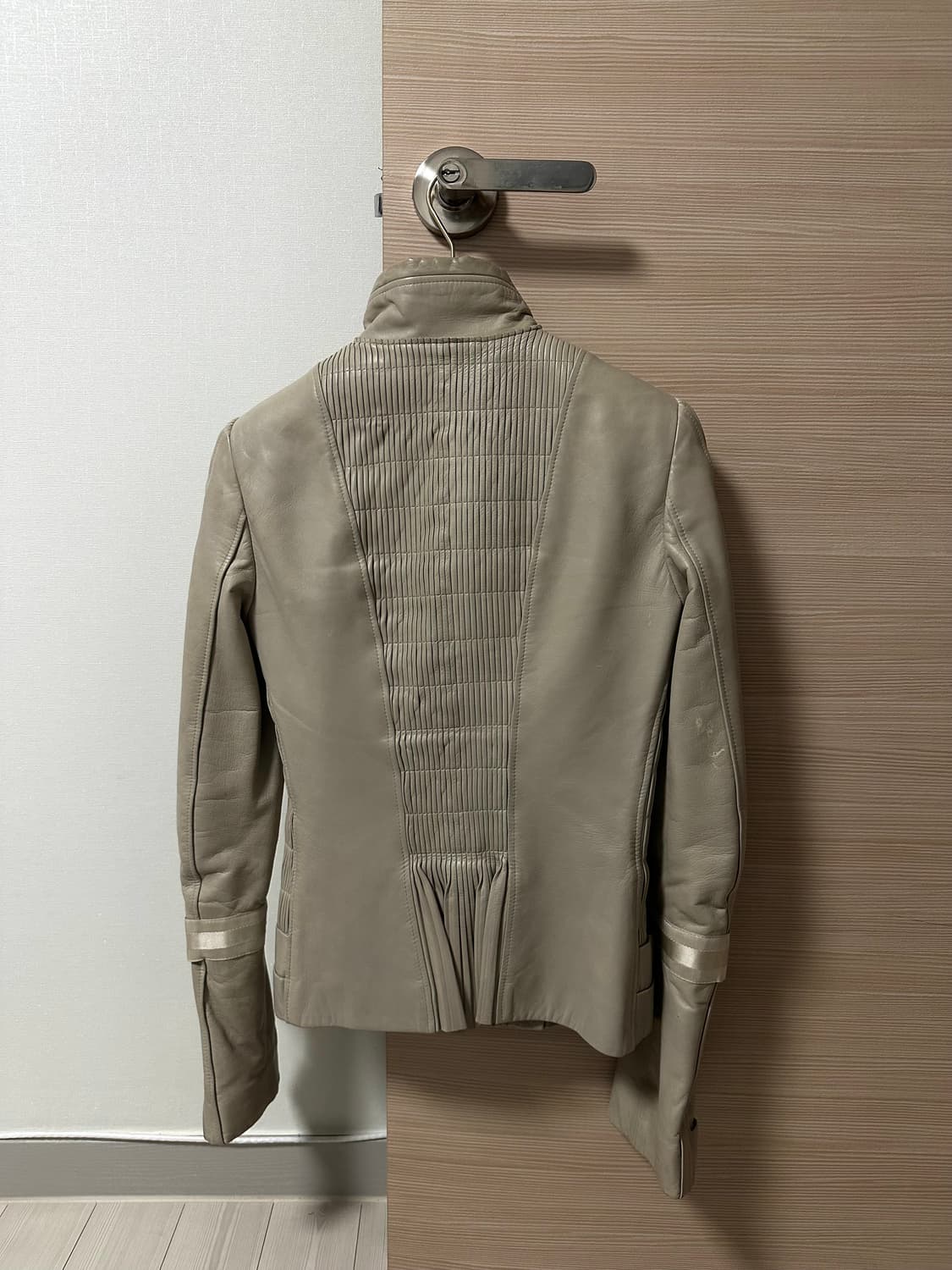 구찌 정품 가죽자켓 사이즈 xs~s (착샷0) 상품이미지2