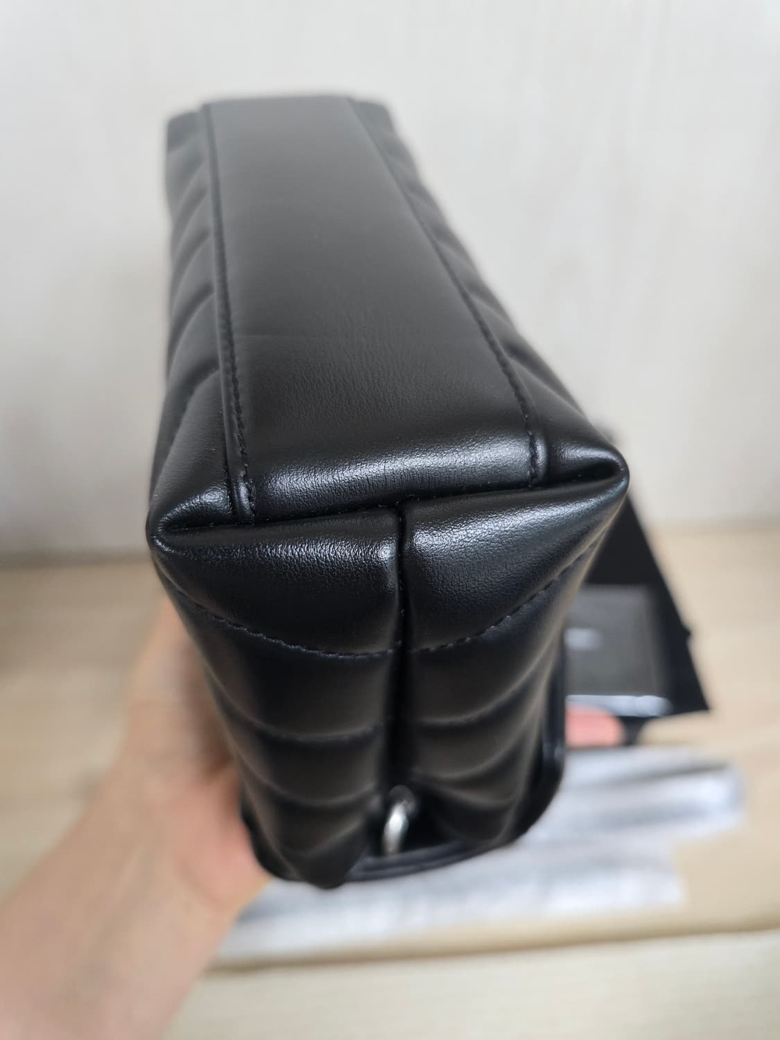 생로랑 루루 토이백 블랙 크로스백 상품이미지5