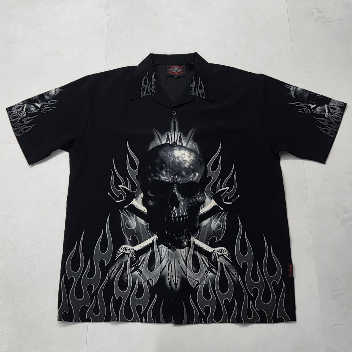 [XL] 스컬 오픈카라 셔츠 상품이미지1