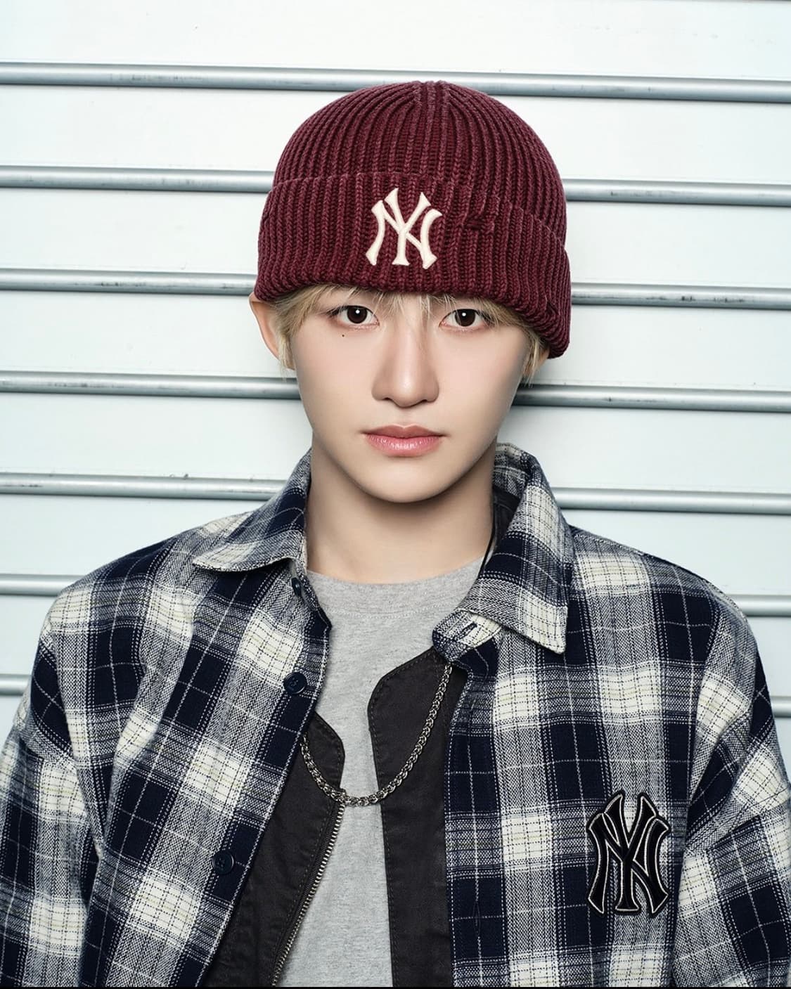 (투어스 지훈 착용) MLB 뉴욕 양키스 버건디 숏비니 상품이미지1