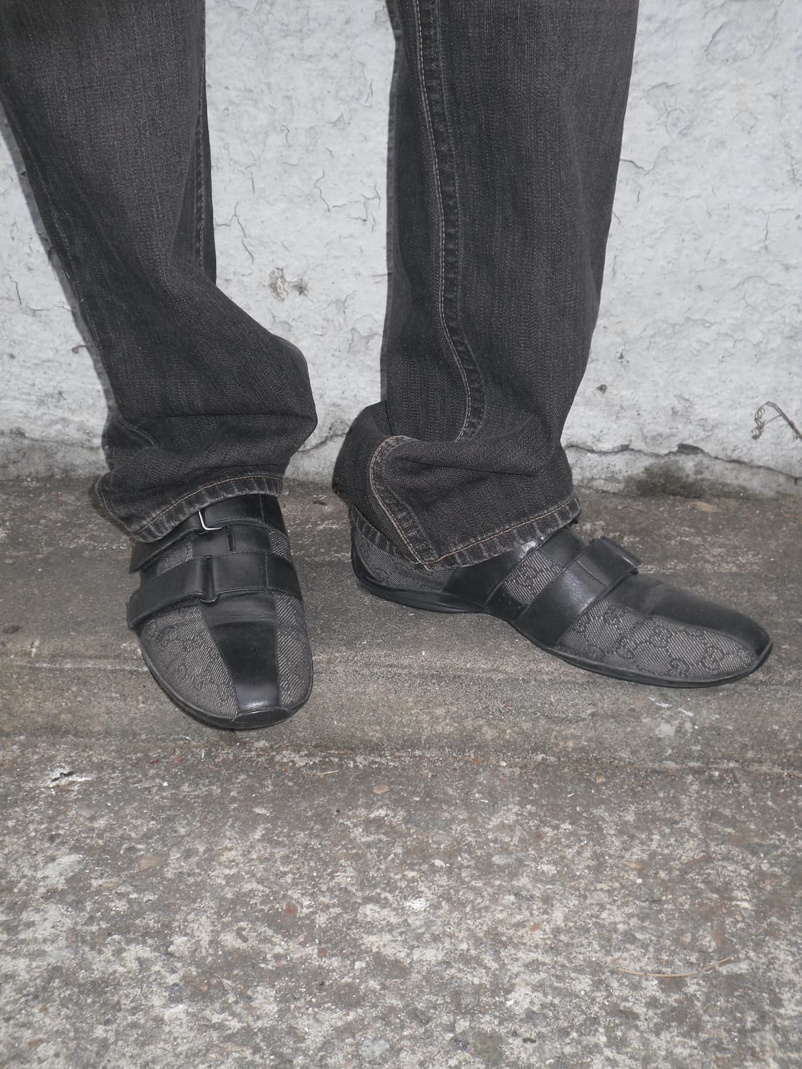 00s 구찌 벨크로 모노그램 스니커즈 상품이미지1