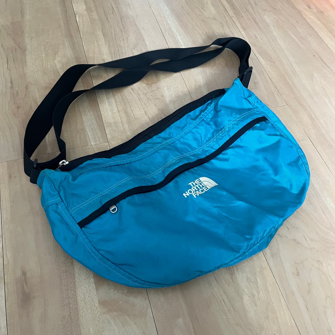 노스페이스 메신저백 (mint color) 상품이미지1