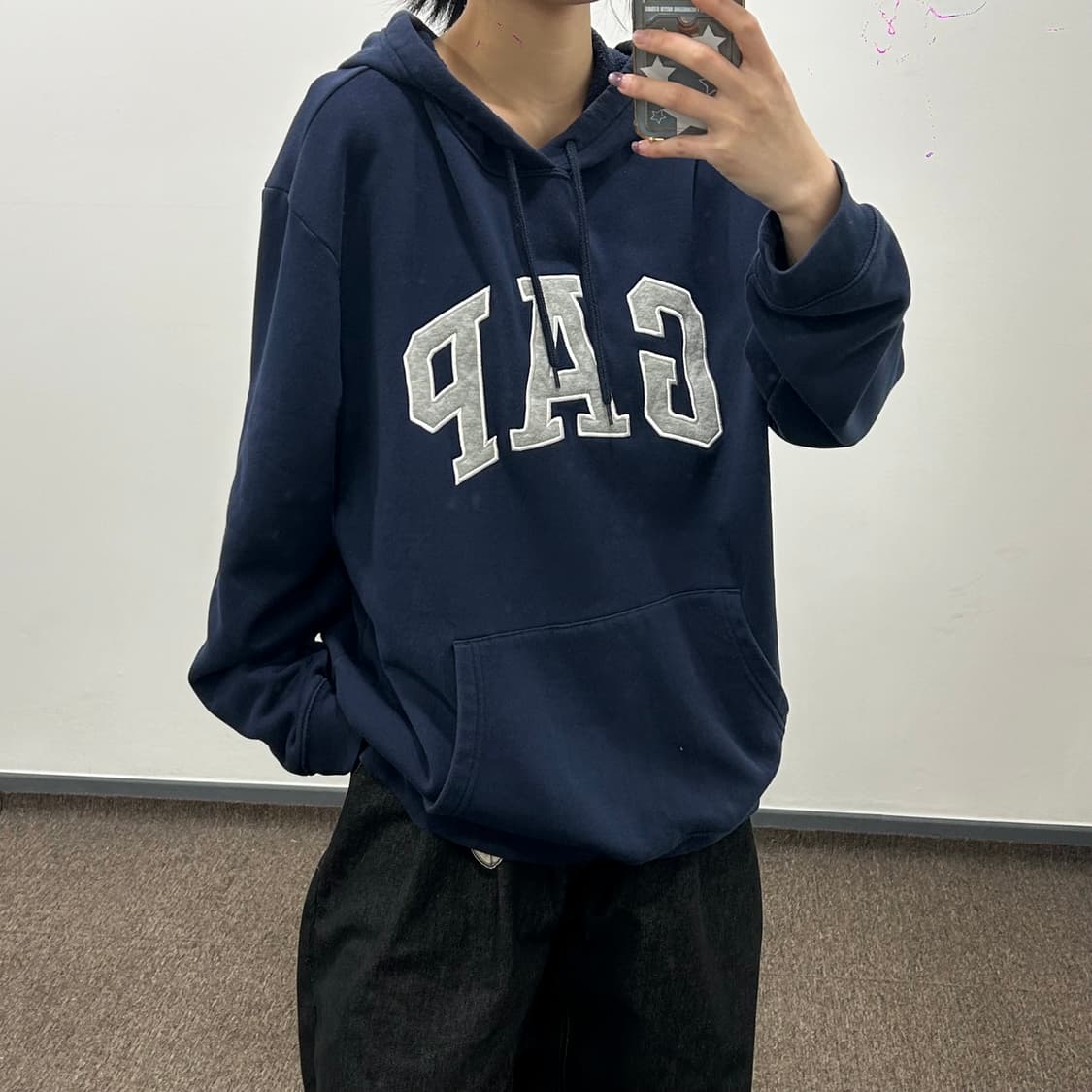 GAP 갭 그레이 로고 네이비 후드티 상품이미지2