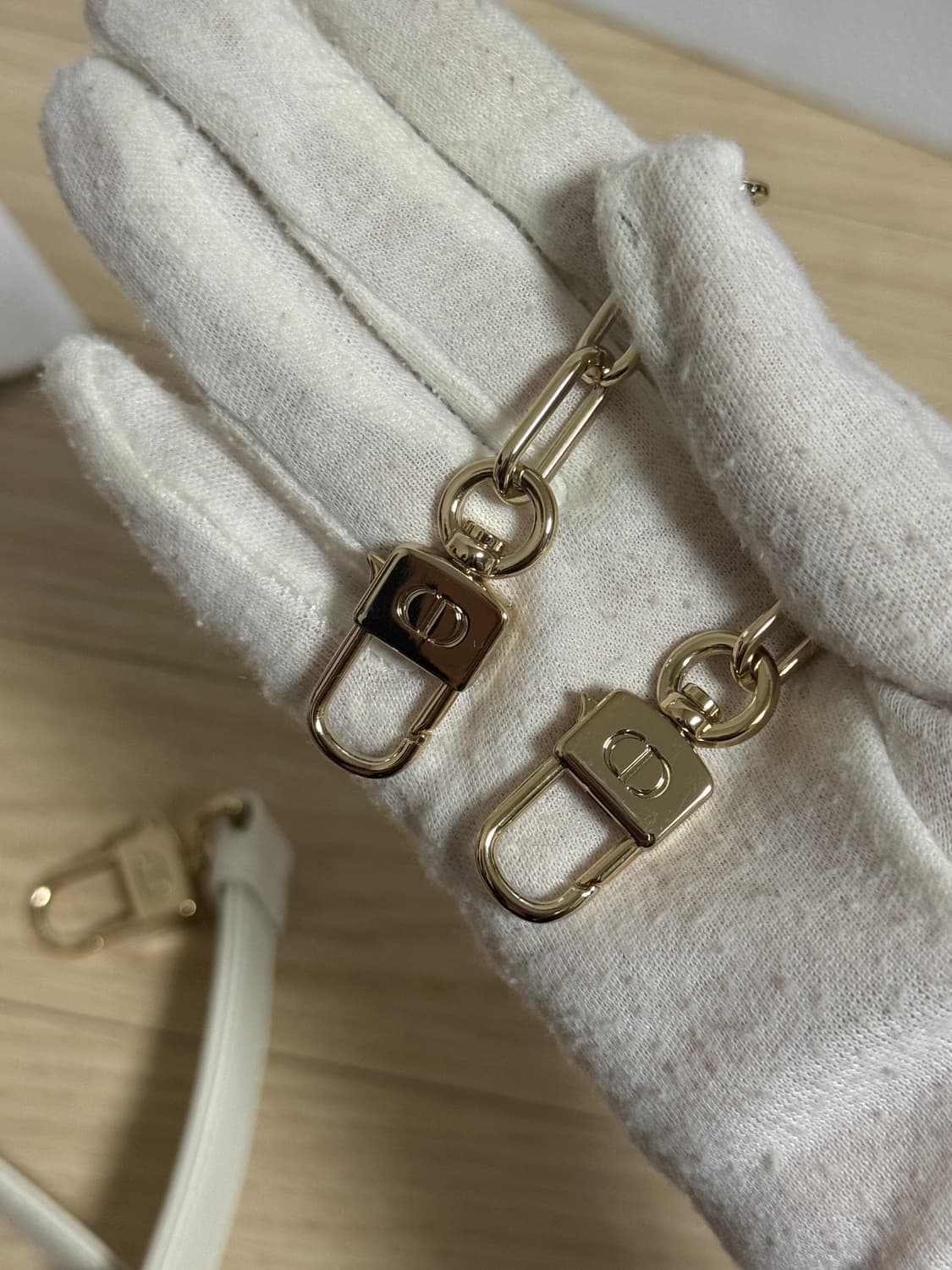 여왕공장 디올 디조이백 미디움 라떼컬러 새상품 상품이미지8