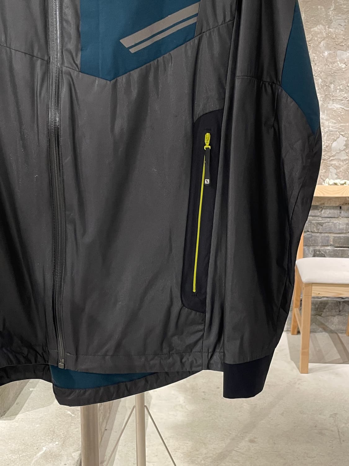 살로몬 그레이 갤럭시 2 나일론 윈드 브레이커 상품이미지5