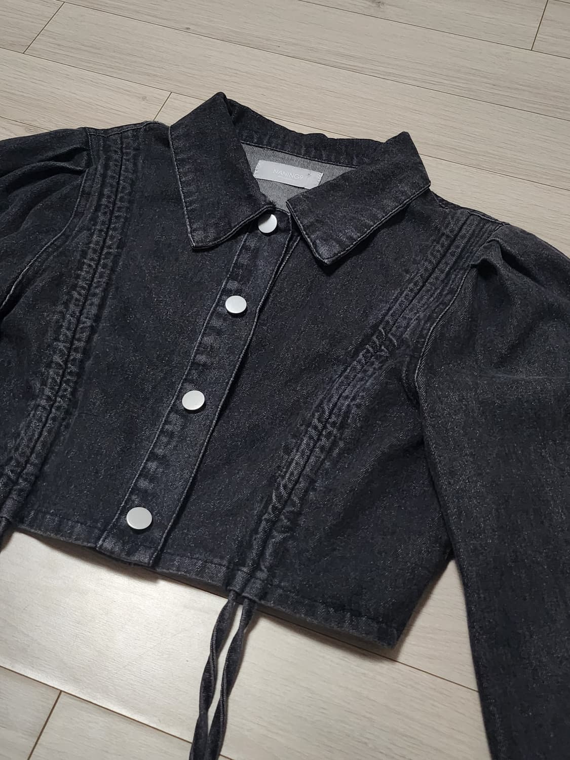 NANING9 난닝구 백화점구매 흑청 데님 자켓 상품이미지2
