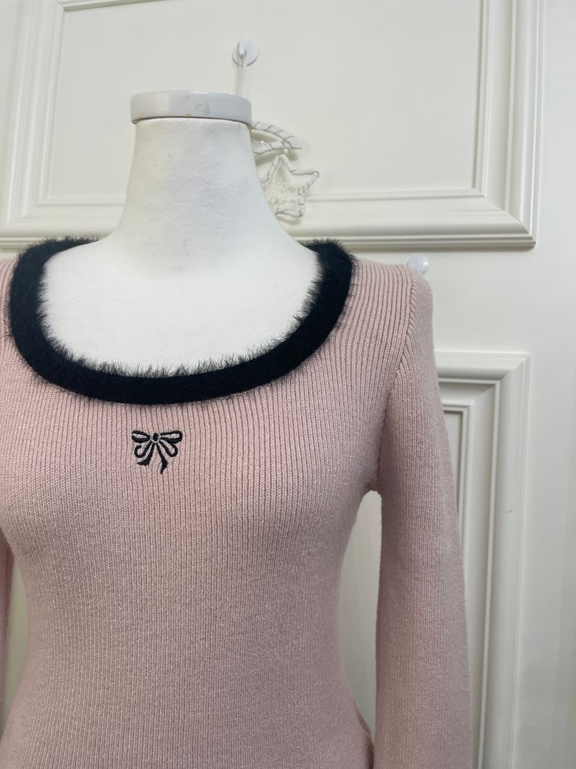 indi pink black fur point knit top 상품이미지8