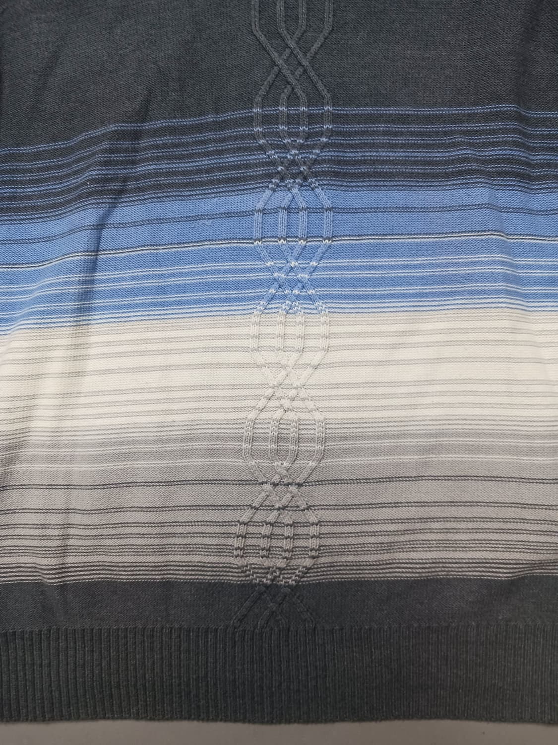 [L] 페리엘리스 그라데이션 브이넥 니트 상품이미지3