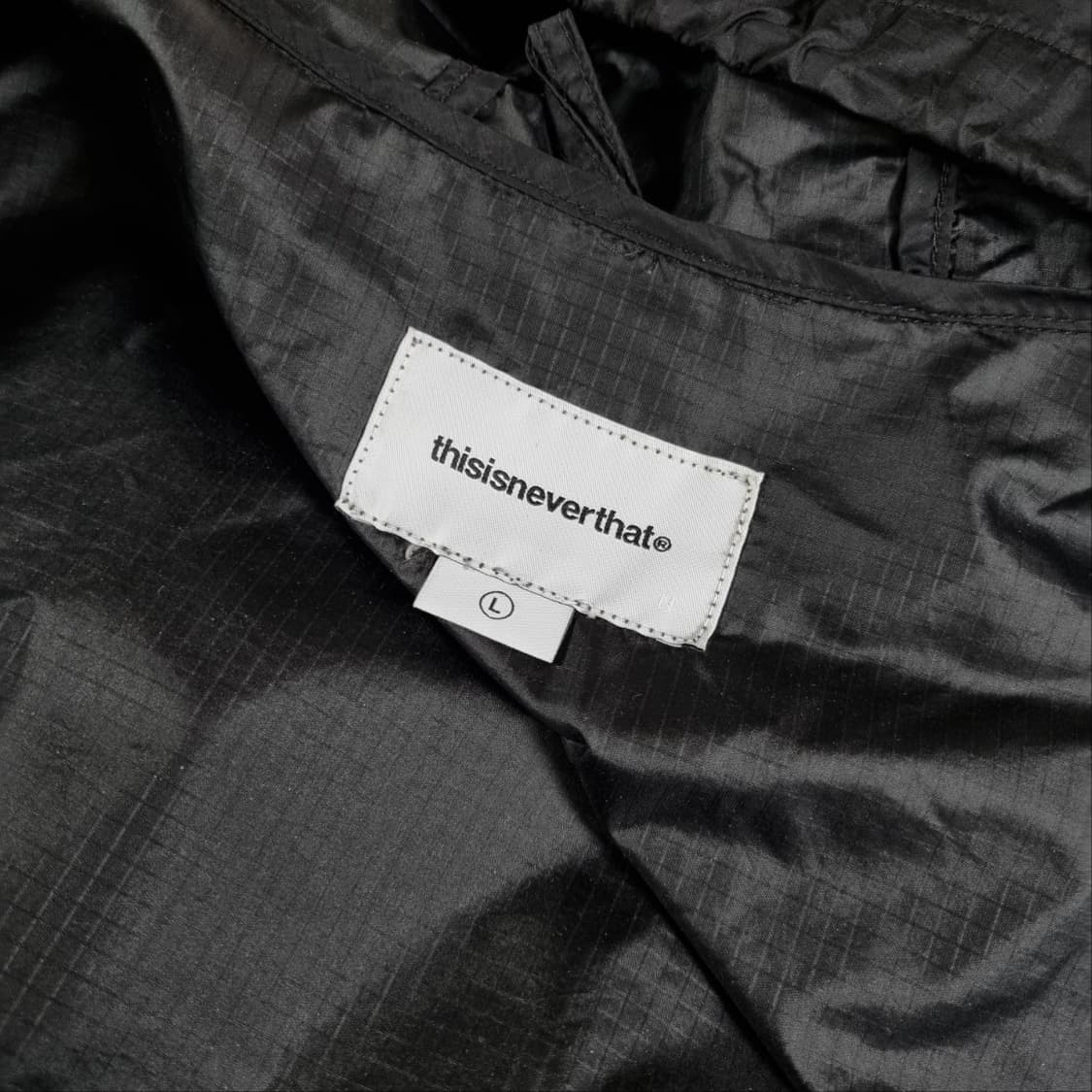 디스이즈네버댓 블랙 후드 바람막이 상품이미지4