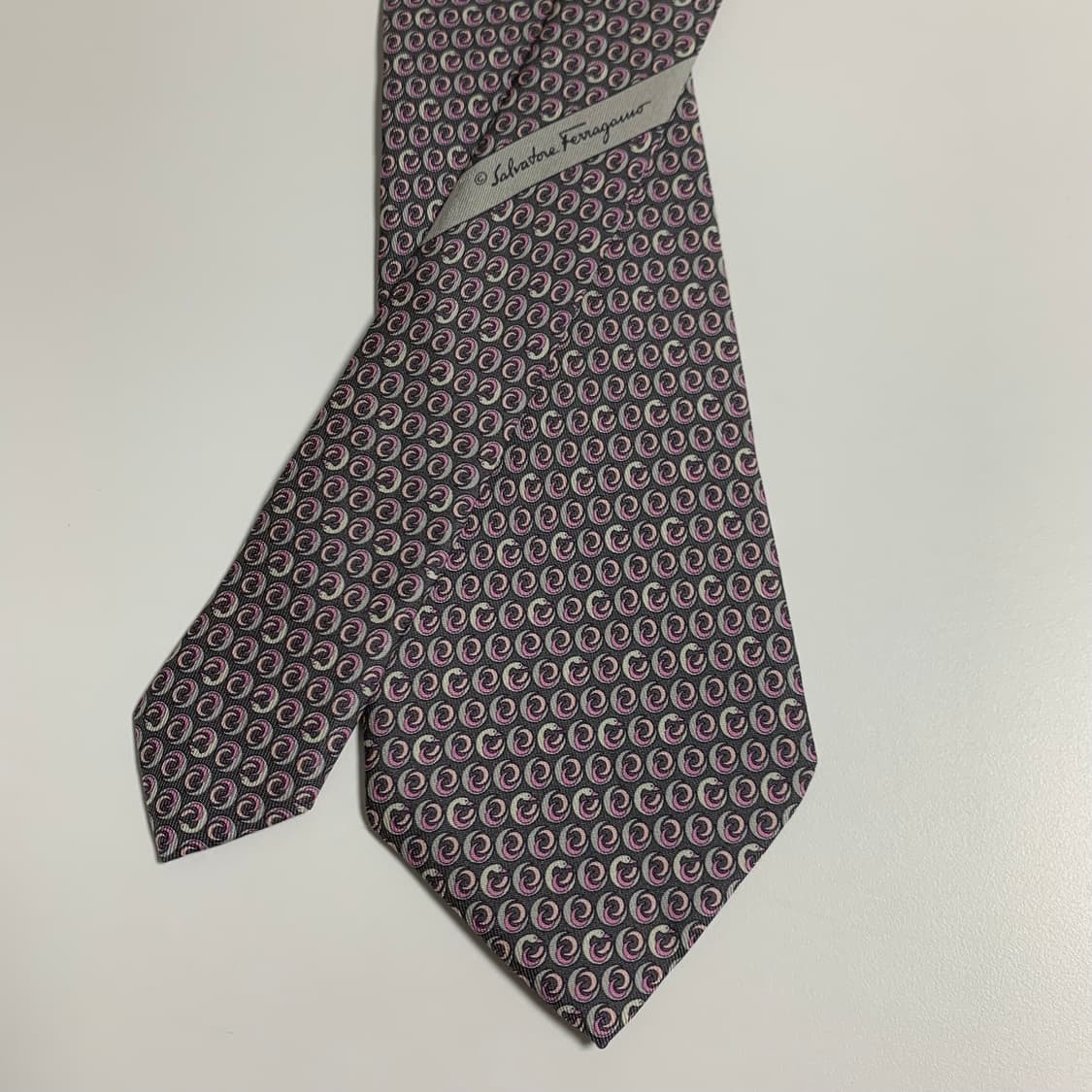 살바토레 페레가모(Ferragamo) 명품 결혼식 혼주넥타이 A+등급 상품이미지4